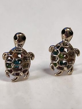 🐢BOGO Baby Turtle Push-Back Post Earrings - NWOT